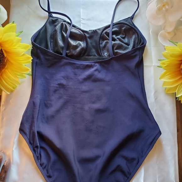 💙 Navy blue Calvin Klein one piece swimsuit 🏊‍♂️ - Picture 6 of 7